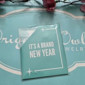 Origami Owl Charm Of The Month Charm Set